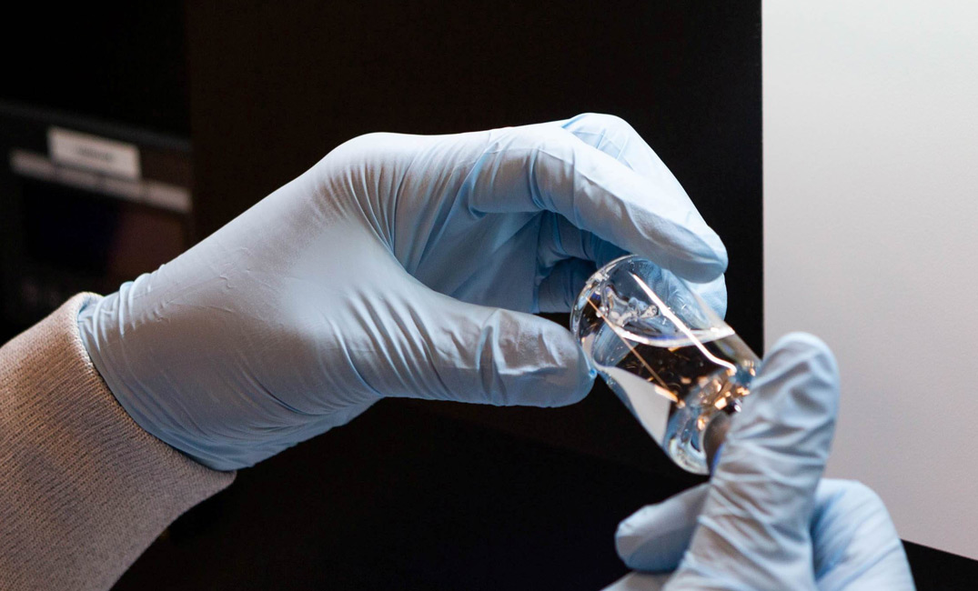 معلومة صادمة .. لقاح كورونا قد لا يؤثر على هذه الأشخاص!