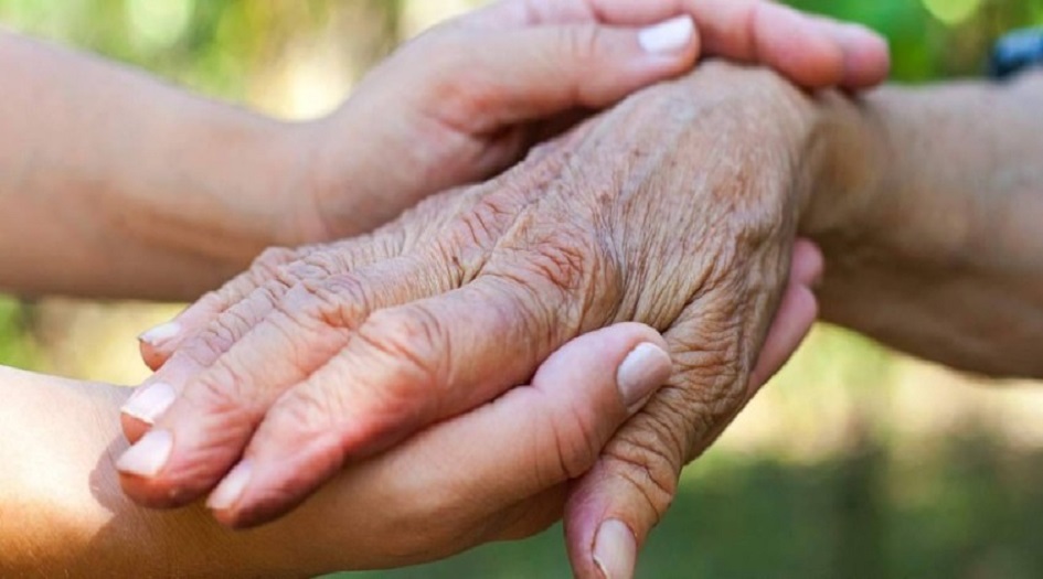 لا تفوت هذه الفاكهة ..تنقذك من أعراض باركنسون