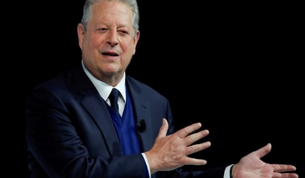 آل غور يقترح تدخل الجيش الأمريكي لإقالة ترامب 