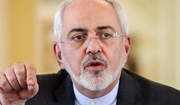 ظريف: السبيل الوحيد لوقف جنون أمريكا اللامتناهي هو وقف الانصياع لها