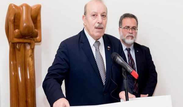 سفير فلسطين في البحرين يغادر إلى بلاده+ صور