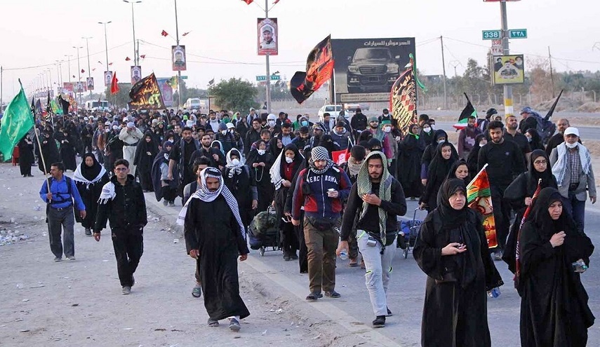 ألفُ هيهاتَ فالحسينُ رشادٌ