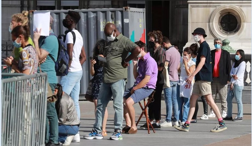 الصحة العالمية تحذر من زيادة مقلقة لإصابات كورونا