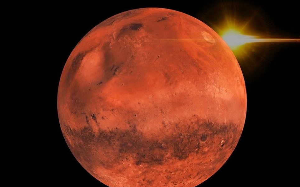 اكتشاف 3 بحيرات ماء سائل تحت سطح القطب الجنوبي في المريخ