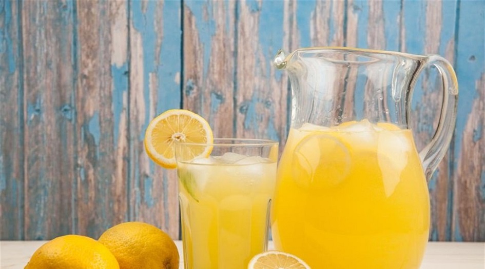 رغم فوائده المتعددة... تحذير من كثرة تناول الليمون!