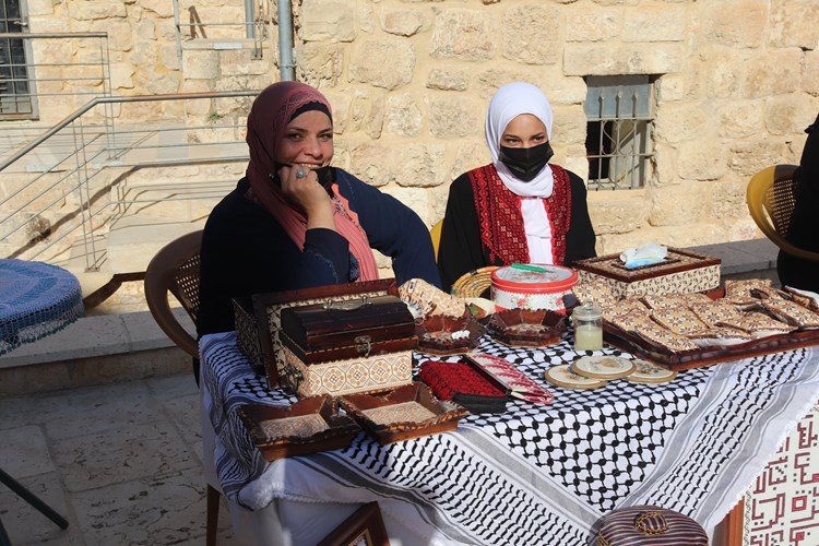  فعاليات يوم التراث الفلسطيني تحت شعار  "تراثنا.. ذاكرتنا الجامعة"