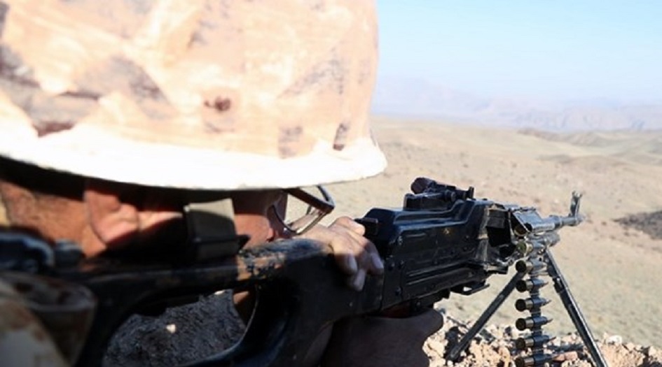 الجيش الايراني يطلق مناورات عشاق الولاية 99 شمال غربي البلاد