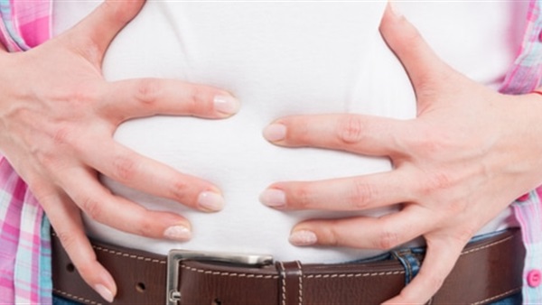 4 أسباب لانتفاخ معدتك وكيفية تخفيفها