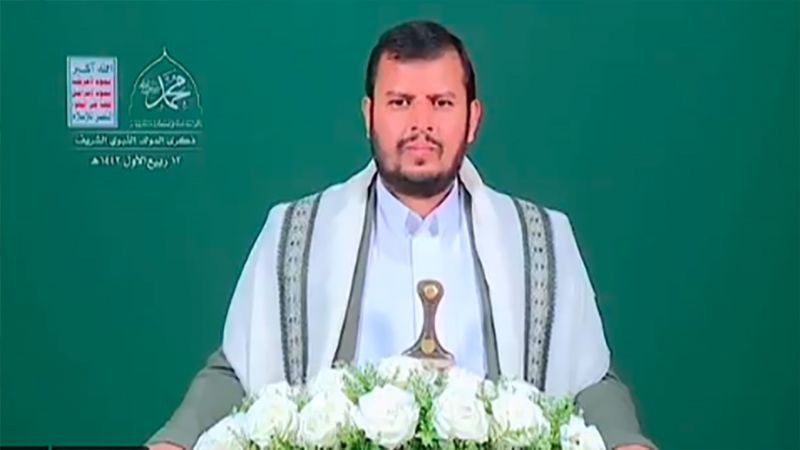 السيد الحوثي: ماكرون ليس إلا دمية من دمى الصهاينة