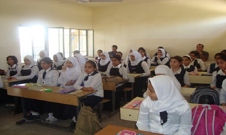 العراق..التربية النيابية تعلن تغييرا في آلية دوام الطلبة والمنهج الدراسي