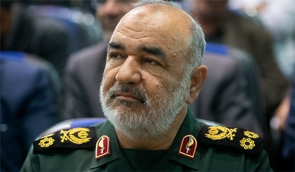 قائد الحرس الثوري يؤكد استمرار تقديم الحزم المعيشية الى المتضررين من كورونا