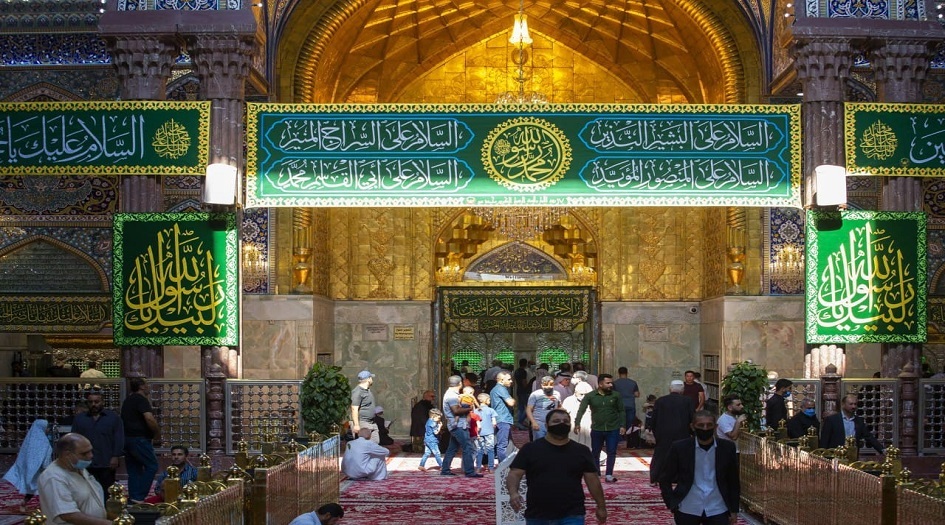 بالصور .. العتبة الحسينية تنشر لافتات خاصة بولادة النبي الاكرم (ص) وحفيده الامام الصادق (ع)