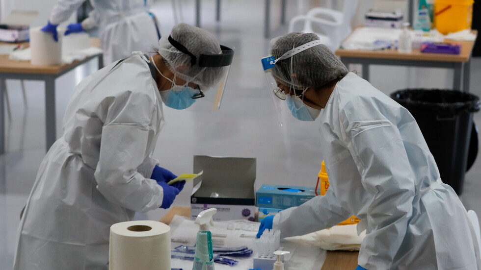 الصحة العالمية توضح الفرق بين أعراض الأنفلونزا وفيروس كورونا