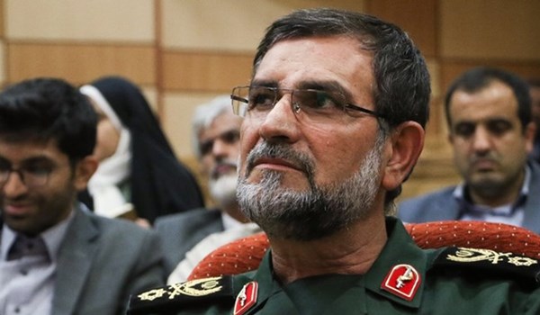 الادميرال تنكسيري: بارجة "الشهيد رودكي" العابرة للمحيطات مزودة باسلحة وطنية الصنع