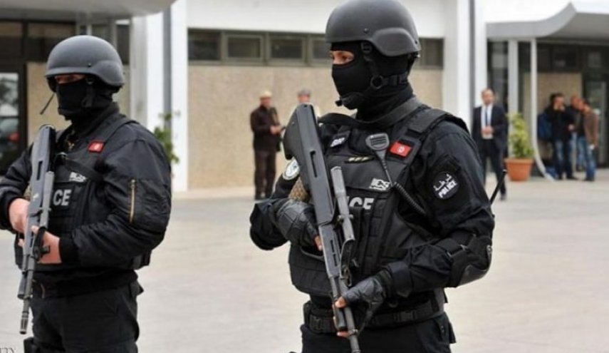 تونس.. القضاء على 4 عناصر إرهابية وإصابة آخرين