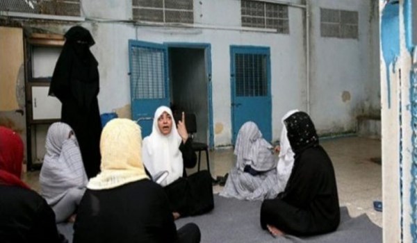 15 ألف امرأة فلسطينية اعتقلت منذ عام 1967