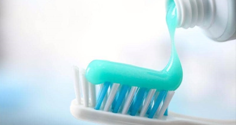 معاجين الأسنان وفيروس كورونا.. دراسة تكشف نتائج غير متوقعة