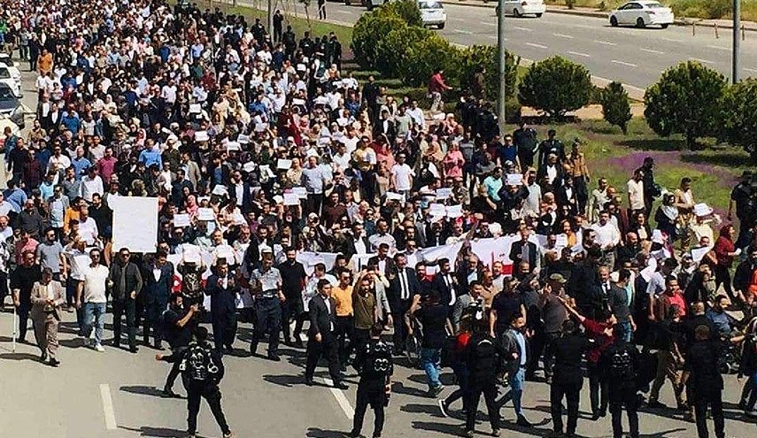 بارزاني يصدر بياناً بشأن التظاهرات في كردستان العراق