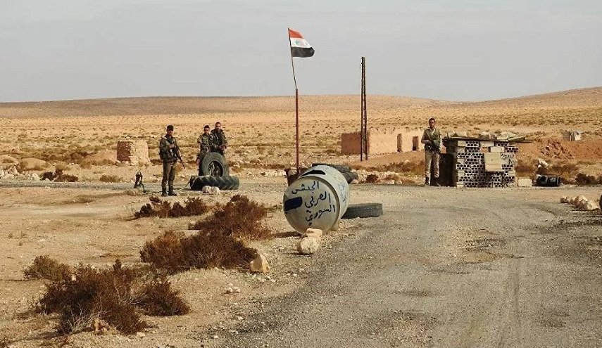 "داعش" يشن هجوما على حافلة ركاب بين ريفي حماة والرقة