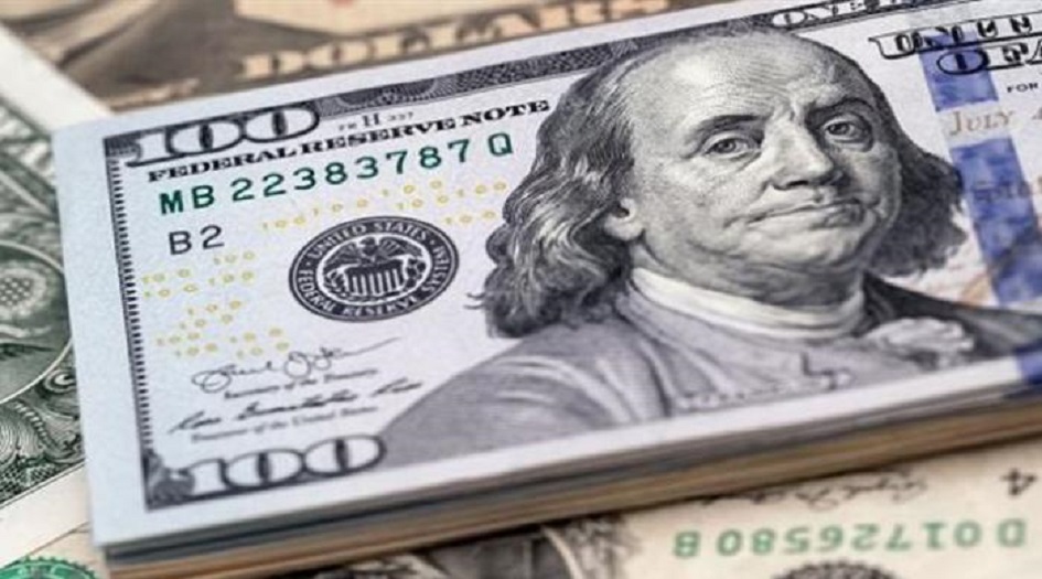 مسؤول عراقي يكشف سبباً مفاجئاً لارتفاع الدولار