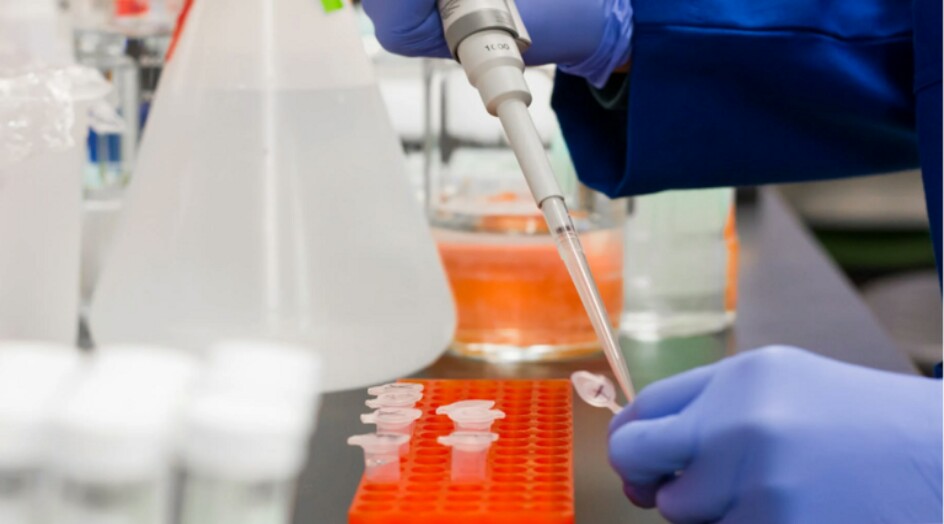 ماذا نعرف عن "الطفرة البريطانية" لفيروس كورونا .. وما مصير اللقاحات؟