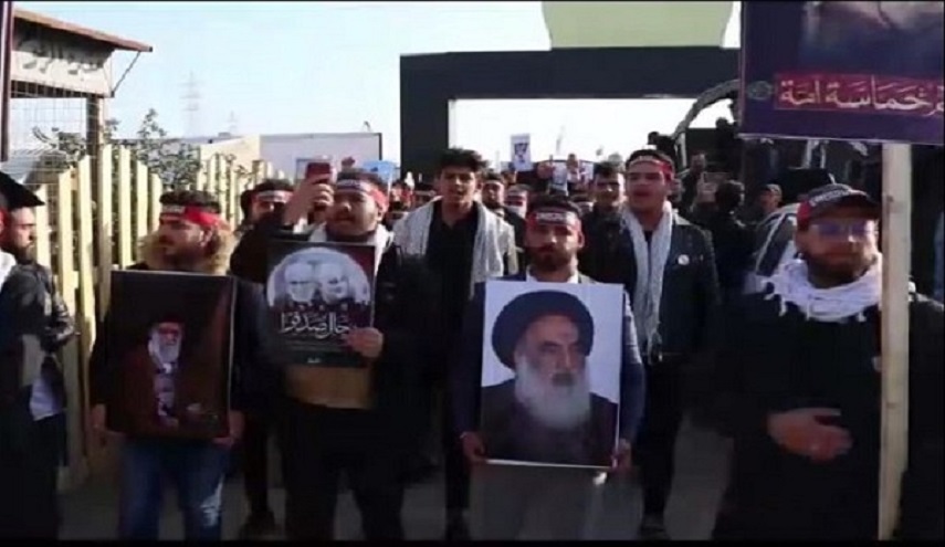 طلاب الجامعات والمدارس بالعراق يجددون العهد لقادة النصر