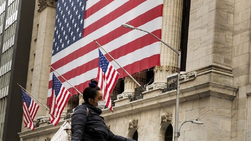 إصابات "كوفيد-19" في الولايات المتحدة تتجاوز الـ24 مليونا