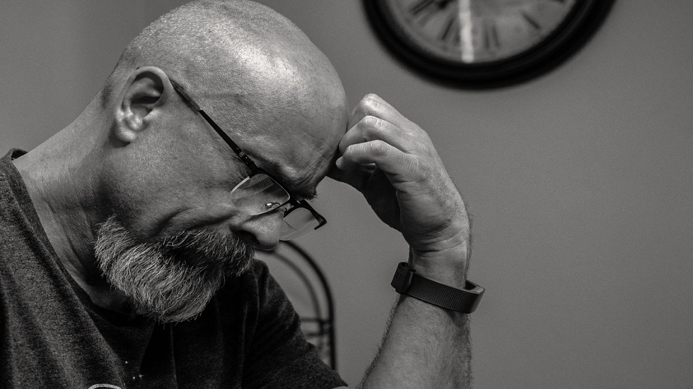 علاج جديد لتساقط الشعر عند الرجال والنساء يُزعم أنه يحتاج إلى "معدة قوية"!