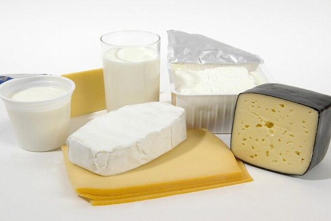 هل تناول الجبن مضر أم مفيد للصحة؟