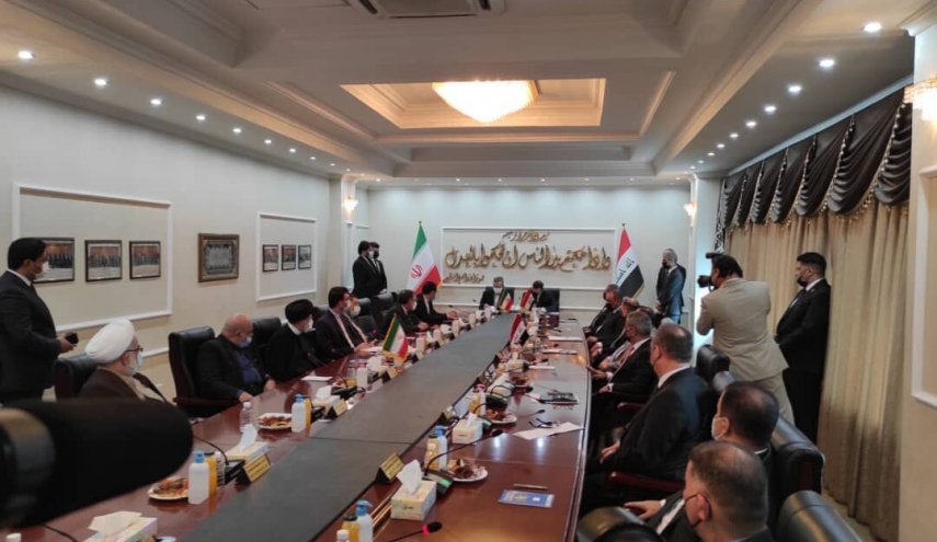 إيران والعراق يوقعان ثلاث مذكرات تفاهم بشأن التعاون القضائي