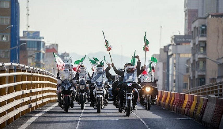 ثورة الشعب وشعب الثورة