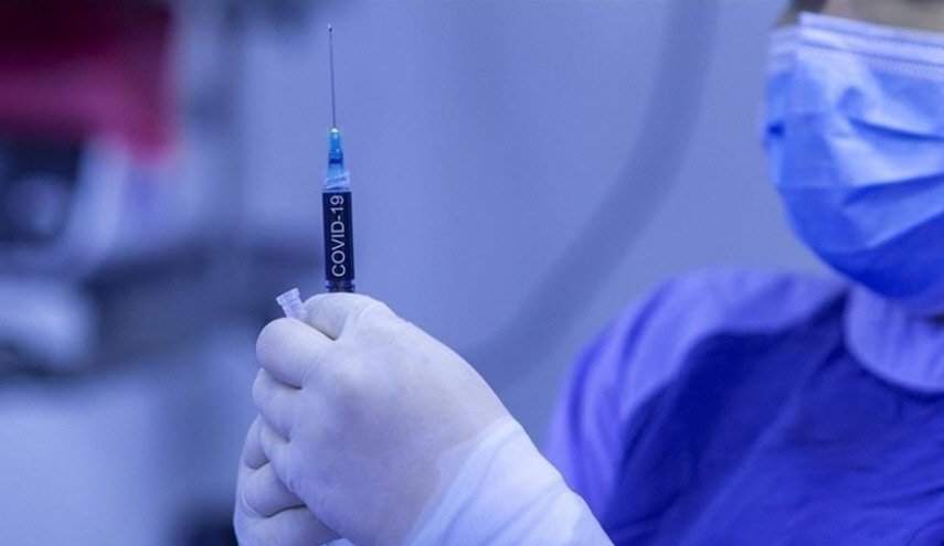 ما الذي يعنيه ظهور آثار جانبية بعد الحصول على لقاح كورونا؟