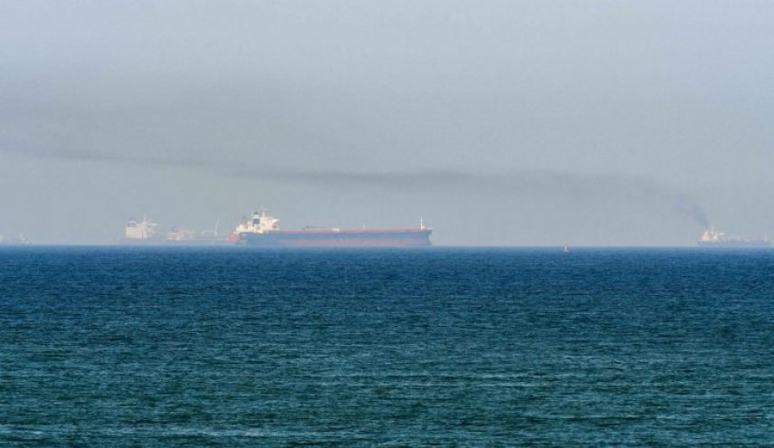 هيئة بريطانية: انفجار داخل سفينة في بحر عُمان