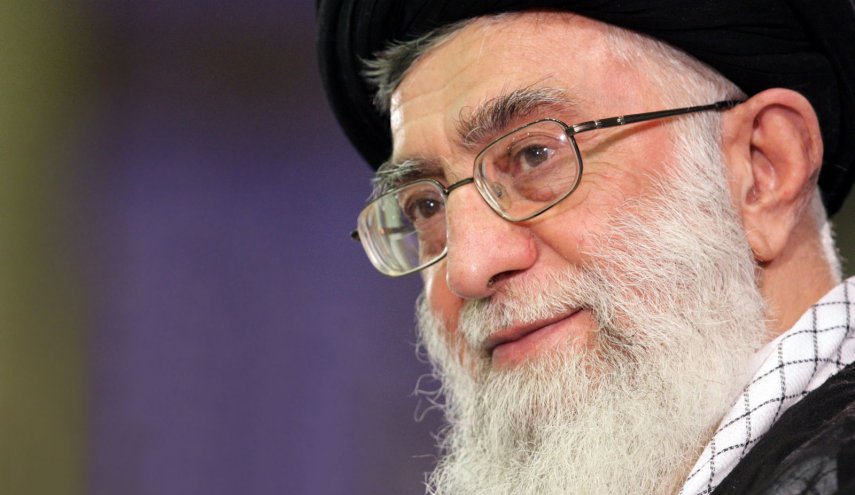 وثيقة للإمام الخامنئي عن لقاء مع الأديب اللبناني "سليمان كتّاني"