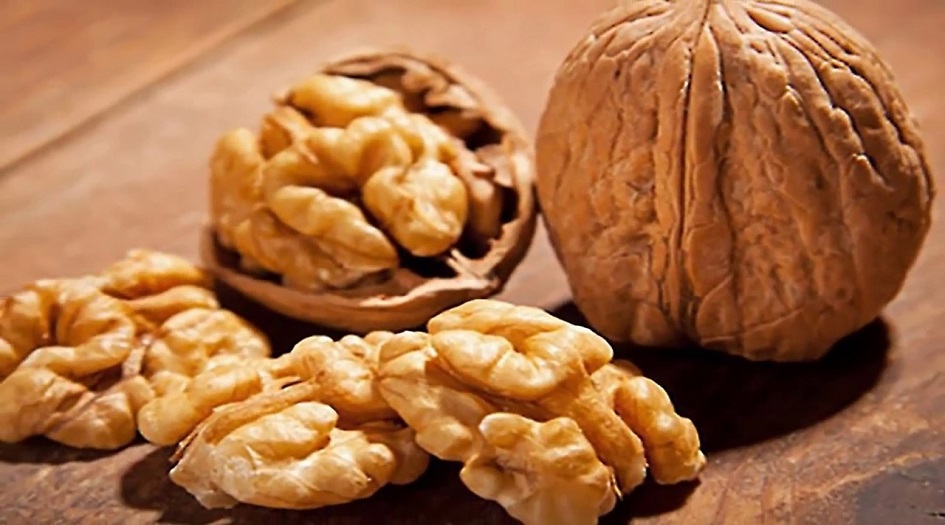 نوع من المكسرات مثالي لخفض ضغط الدم