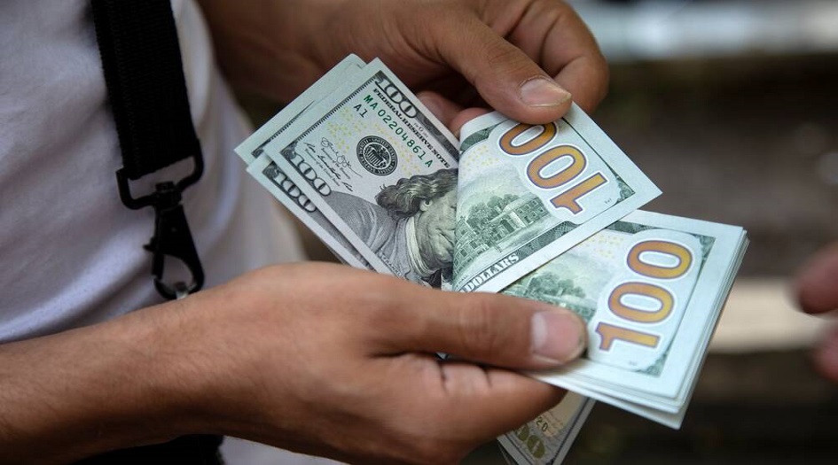 سعر صرف الدولار أمام الدينار العراقي اليوم الاثنين