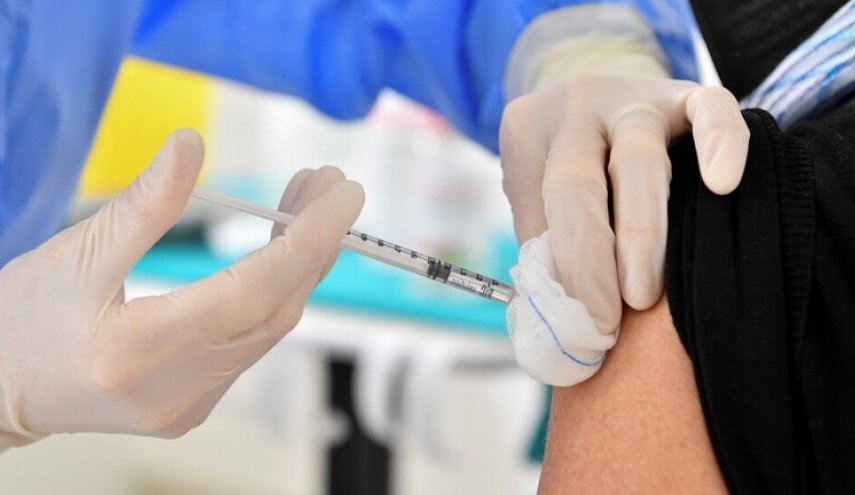 ما الذي يسبب الآثار الجانبية للقاحات "كوفيد-19"؟