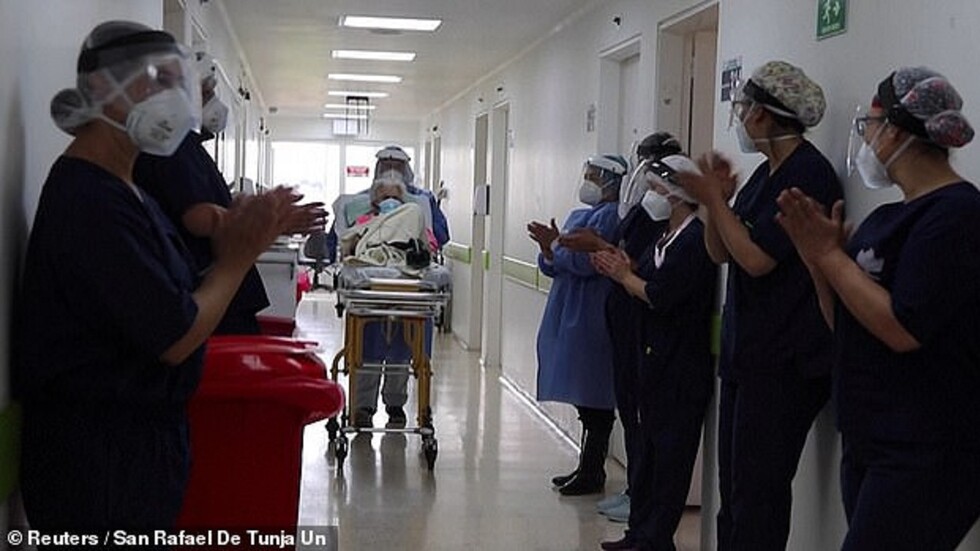 معمرة كولومبية تهزم كورونا للمرة الثانية في أقل من عام