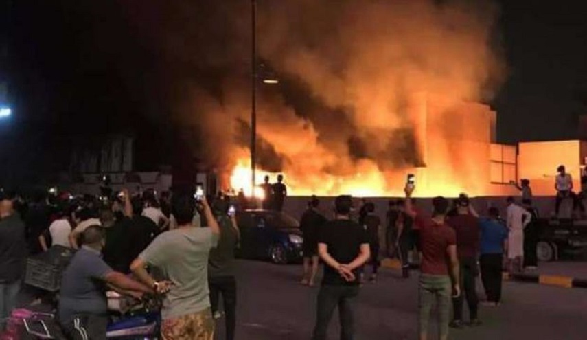 العراق يعلن الحداد على ضحايا حريق اندلع بمستشفى مخصص لمرضى كورونا