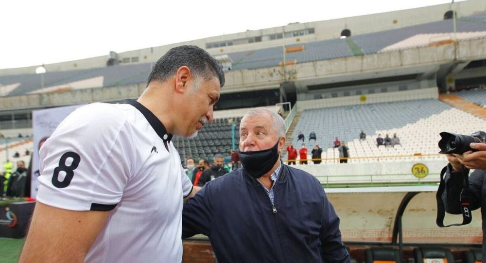 دو فوتباليست مشهور ايراني در تيم منتخب قرن آسيا