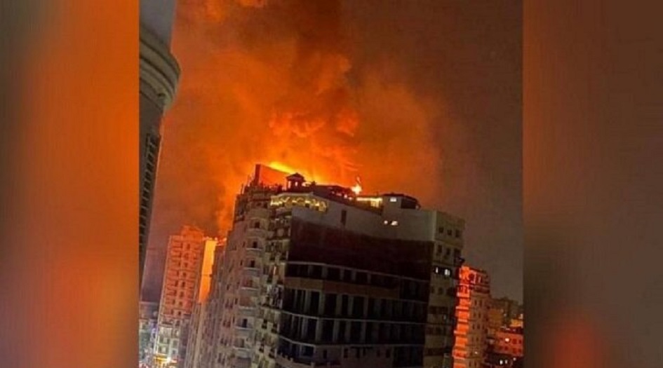 اندلاع حريق هائل في فندق كبير بمصر
