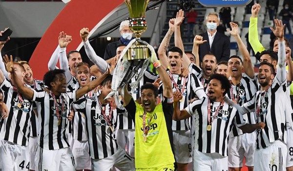 يوفنتوس يتوج بطلاً لكأس إيطاليا بالفوز على أتالانتا