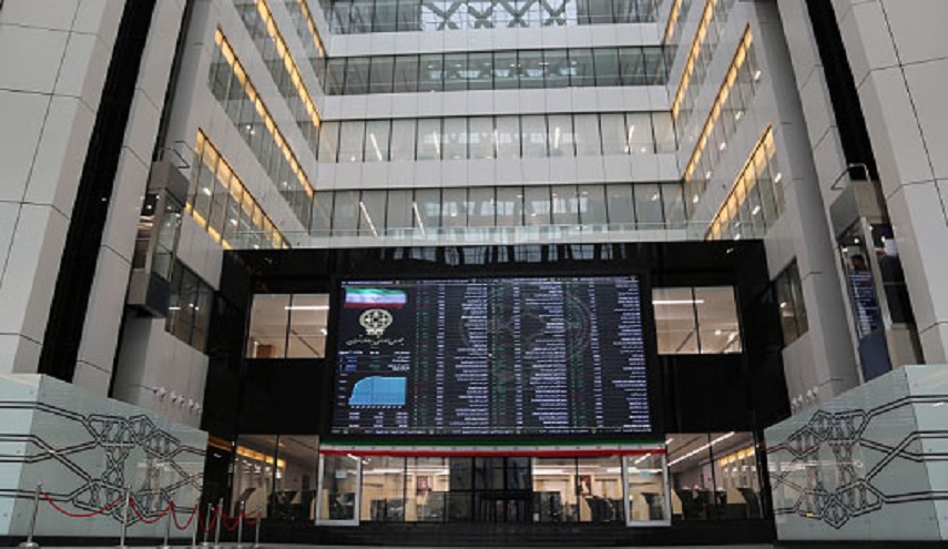 بورصة طهران ترتفع 8587 نقطة