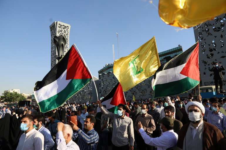 مسيرة للمصلين في طهران احتجاجا على الهجمات الصهيونية على قطاع غزة