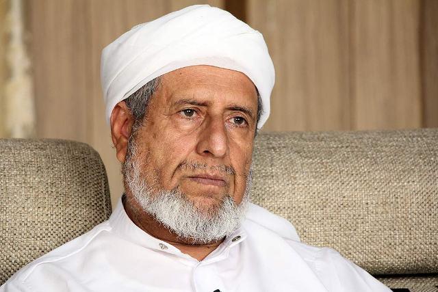 روحانی اهل سنت : حضور حداکثری در انتخابات توطئه دشمن را خنثی می‌کند