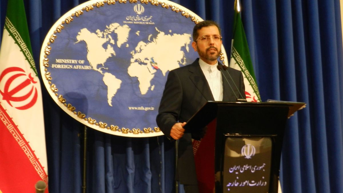 خطیب زاده : سفیر انگلیس احضار شد