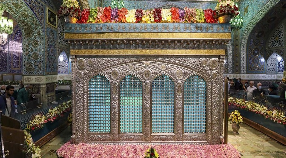  "زيارة بالنيابة لحرم الامام الرضا (ع)" من قناة الكوثر الفضائية