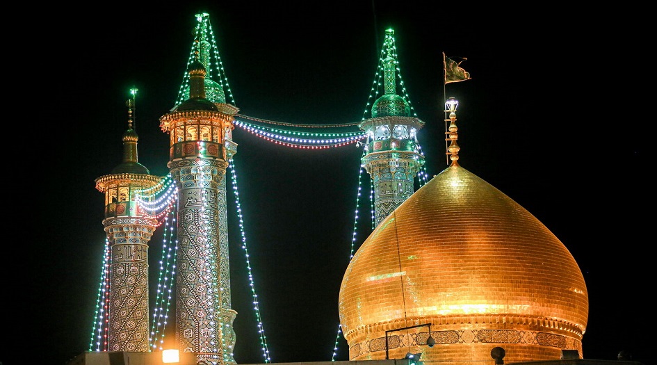 اجواء احتفالية بمولد الإمام الرضا(ع) من حرم السيدة المعصومة (س) + صور