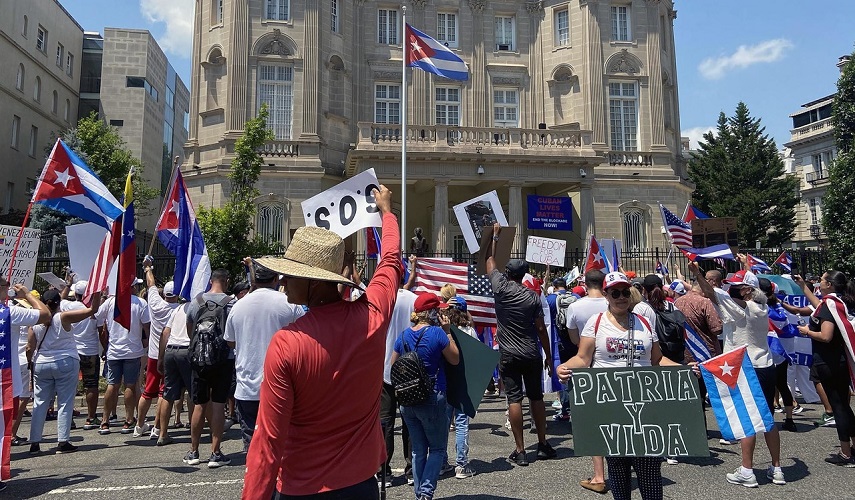 تظاهرات في واشنطن تندد بالتدخل الأمريكي في كوبا