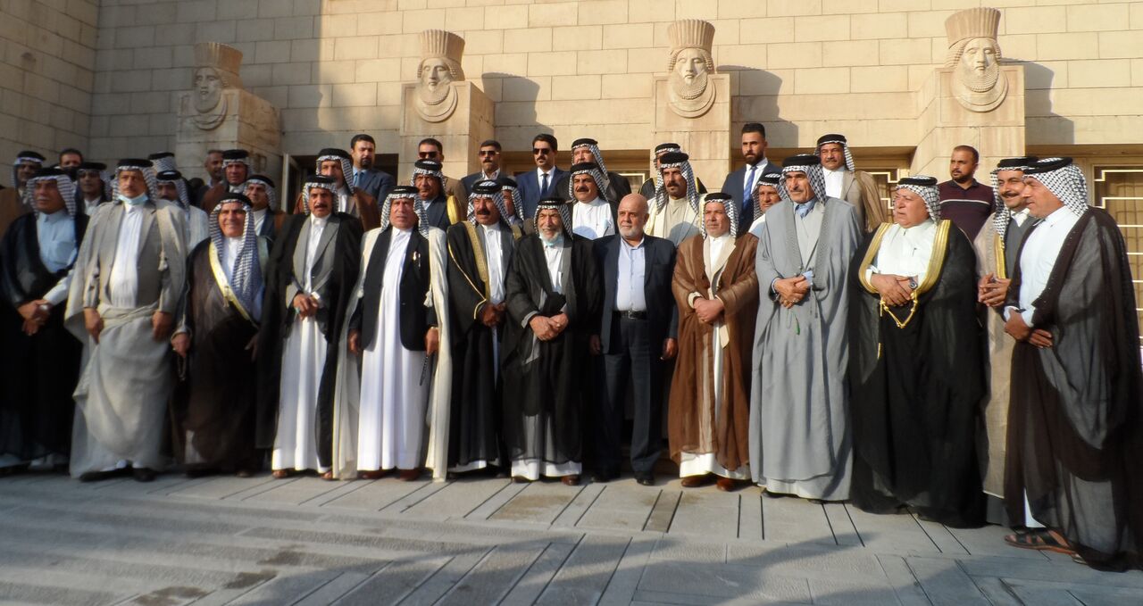 رؤساء عشائر عراقية يطلبون اللقاء مع الامام الخامنئي
